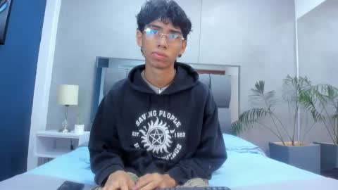 Snapshot of jeremy_robbins chatting on March 13, 11:39 am Jeremy Robbins online show from March 13, 11:39 am