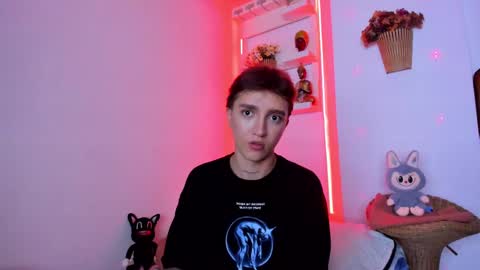 jero independent model online show from October 27, 4:38 am