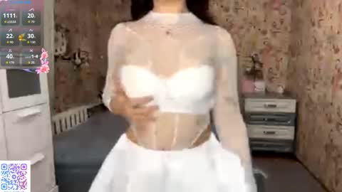 jericajiang online show from February 6, 1:25 pm