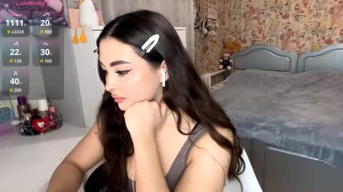 jericajiang online show from February 9, 1:04 pm