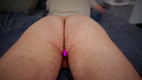Snapshot of jerked_letto chatting on April 27, 10:24 am jerked_letto online show from April 27, 10:24 am
