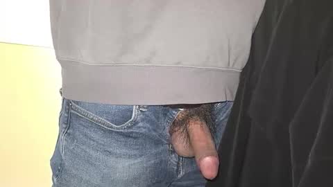 Snapshot of jerker_fan chatting on March 12, 8:59 pm jerker_fan online show from March 12, 8:59 pm