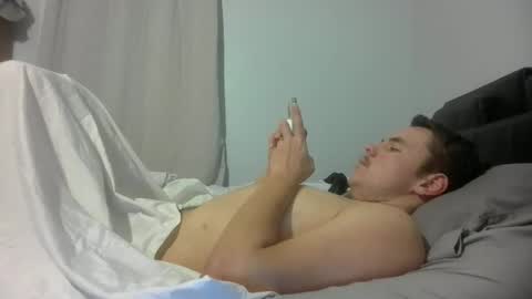 Snapshot of jerkjon1692 chatting on March 30, 2:01 am jerkjon1692 online show from March 30, 2:01 am