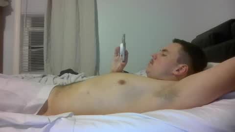Snapshot of jerkjon1692 chatting on April 13, 2:28 am jerkjon1692 online show from April 13, 2:28 am