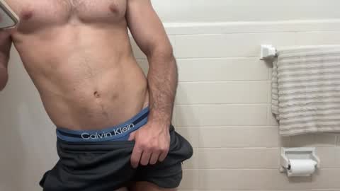 Snapshot of jerknchill_ chatting on October 14, 4:19 pm jerknchill_ online show from October 14, 4:19 pm