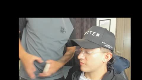 Snapshot of jeroo__ chatting on December 17, 5:02 am jeroo__ online show from December 17, 5:02 am