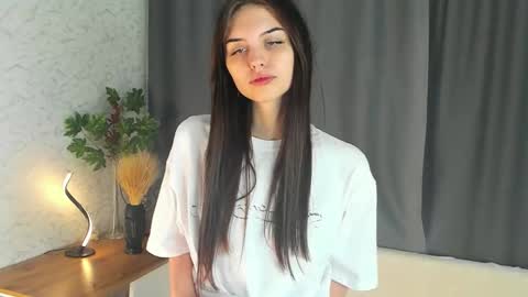 Keira online show from October 6, 4:32 am