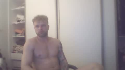 Snapshot of jerryalise chatting on February 22, 4:07 am jerryalise online show from February 22, 4:07 am