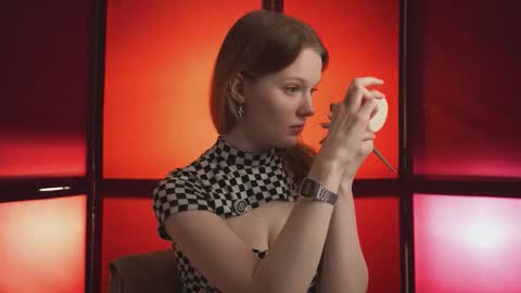 Molly online show from November 8, 4:18 pm