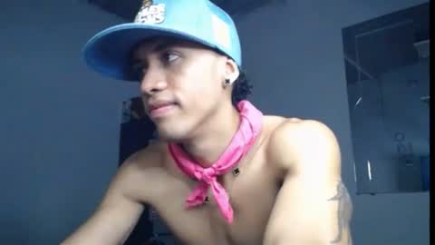 Snapshot of jersiherberth chatting on July 15, 1:55 am jersiherberth online show from July 15, 1:55 am