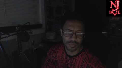 Snapshot of jerzey2k2 chatting on May 20, 3:02 am Jerzey2k2 aka the Alpha online show from May 20, 3:02 am