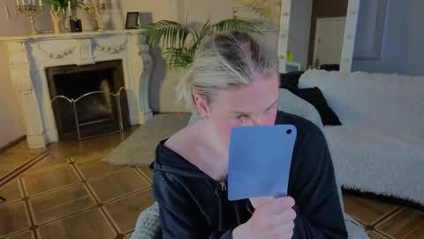 jes_solar online show from September 15, 2:17 pm