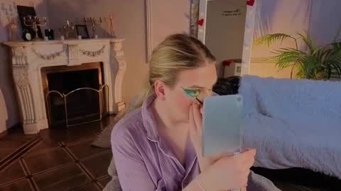 jes_solar online show from March 29, 8:42 pm