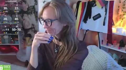 jesica_moon_peachyy online show from July 3, 4:08 am