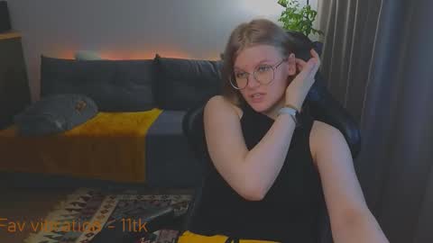  JessieVibes online show from October 2, 4:03 pm