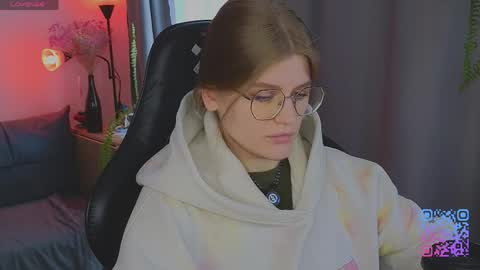  JessieVibes online show from May 29, 2:15 pm