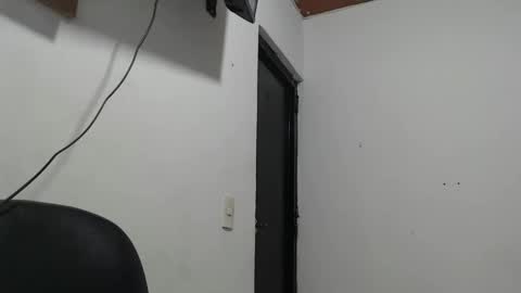Snapshot of jess_beaut chatting on September 17, 2:46 am jess_beaut online show from September 17, 2:46 am