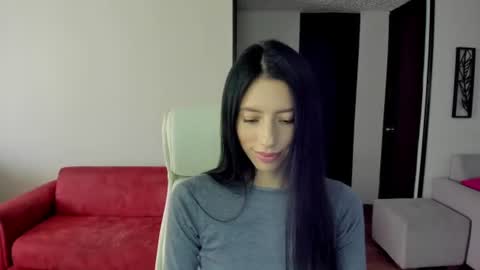 jess_rosse online show from June 10, 4:06 pm