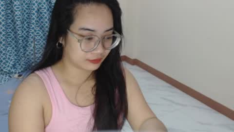 Snapshot of jessalicious_143 chatting on April 1, 1:41 pm Jessa online show from April 1, 1:41 pm