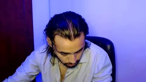Angel  Demon online show from June 5, 10:59 pm