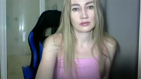 Snapshot of jessfox1 chatting on December 26, 9:58 pm JessFox1 online show from December 26, 9:58 pm