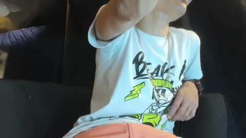 Snapshot of jesshot_bigcock chatting on June 14, 4:58 am jesshot_bigcock online show from June 14, 4:58 am