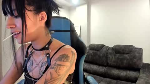 jessi_lemus online show from November 24, 8:30 pm