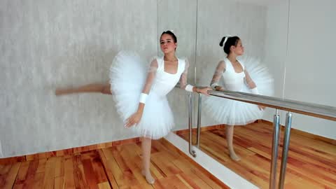 Jess online show from January 24, 1:03 pm