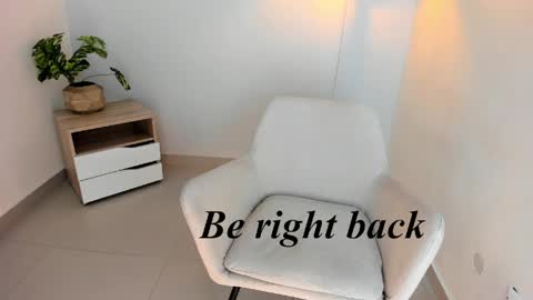Jess online show from April 29, 5:30 pm