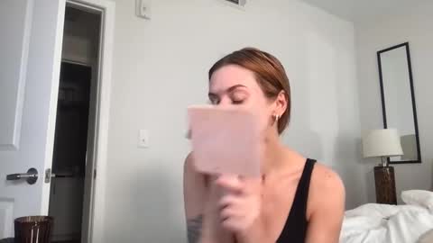Snapshot of jessica_aaren chatting on April 14, 4:24 pm Jessica Aaren online show from April 14, 4:24 pm