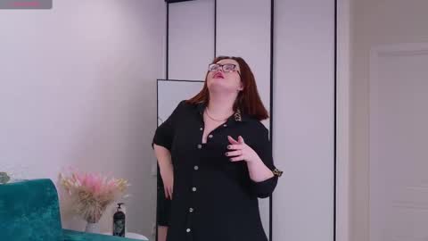 Snapshot of jessica_joy_ chatting on December 10, 1:54 am Natalia online show from December 10, 1:54 am