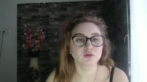 jessica_moul online show from February 5, 2:48 pm