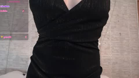 Snapshot of jessica_muse chatting on May 11, 9:45 pm Jessica online show from May 11, 9:45 pm