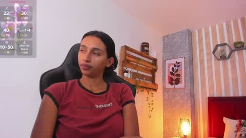 Jessica Pethersson  online show from February 5, 11:55 am