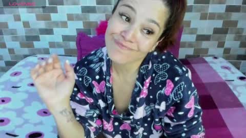Snapshot of jessica_robertss chatting on April 27, 10:08 pm jessimodel independient online show from April 27, 10:08 pm