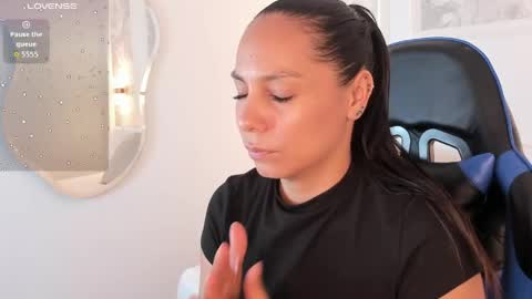 Snapshot of jessica_taylor_22 chatting on May 4, 6:59 pm jessica_taylor_22 online show from May 4, 6:59 pm