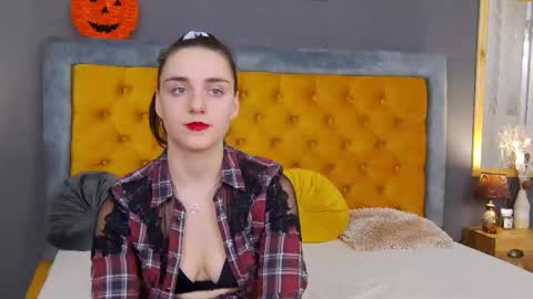 Snapshot of jessica_whitte_ chatting on November 12, 5:19 am Jessica White online show from November 12, 5:19 am