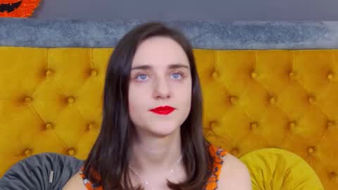 Snapshot of jessica_whitte_ chatting on November 24, 5:07 am Jessica White online show from November 24, 5:07 am