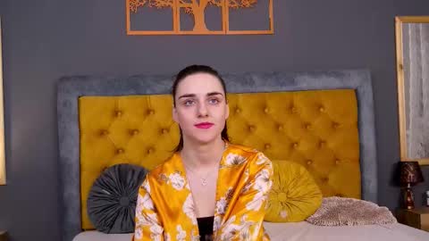 Jessica White online show from January 14, 5:13 am