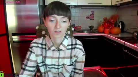 jessicaforris online show from October 1, 7:03 am