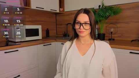 Snapshot of jessicajohnsonn chatting on November 15, 6:11 am Liza online show from November 15, 6:11 am