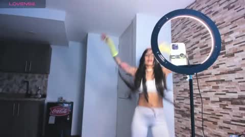 Snapshot of jessicaowens_ chatting on June 15, 4:58 am Jessica online show from June 15, 4:58 am