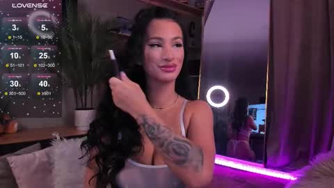 Jess online show from November 17, 4:40 am