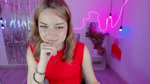 Snapshot of jessie_cuti chatting on October 16, 1:12 pm Jessie online show from October 16, 1:12 pm