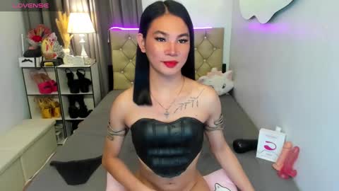 Snapshot of jessie_empress chatting on December 28, 10:13 pm Your naughty Jessie online show from December 28, 10:13 pm