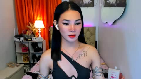 Snapshot of jessie_empress chatting on February 2, 8:41 pm Your naughty Jessie online show from February 2, 8:41 pm