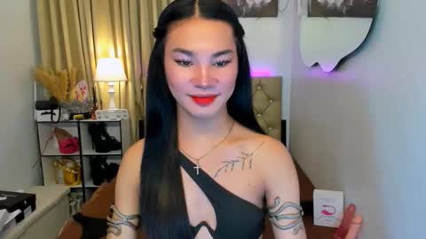 Snapshot of jessie_empress chatting on February 15, 9:48 pm Your naughty Jessie online show from February 15, 9:48 pm