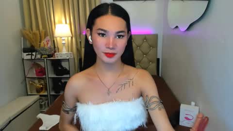 Snapshot of jessie_empress chatting on February 17, 6:26 pm Your naughty Jessie online show from February 17, 6:26 pm