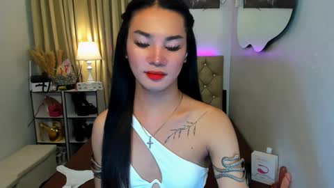 Snapshot of jessie_empress chatting on February 18, 6:26 pm Your naughty Jessie online show from February 18, 6:26 pm