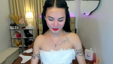 Snapshot of jessie_empress chatting on February 18, 9:31 pm Your naughty Jessie online show from February 18, 9:31 pm